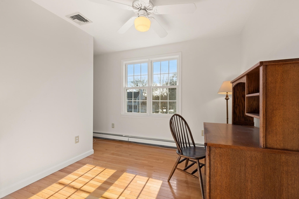 4 Alex Lane Foxboro, MA 02035 - Photo 32 of 41