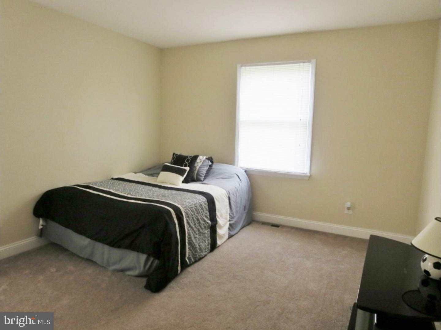 7928 Stow Road Pennsauken, NJ 08110 - Photo 17 of 24 Bedroom - Main