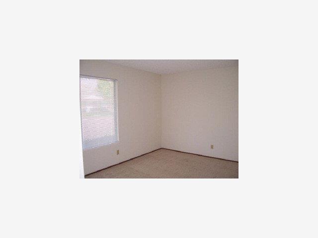 329 Rio Verde Place, Unit 1 Milpitas, CA 95035 - Photo 5 of 9 Gallery Image 5