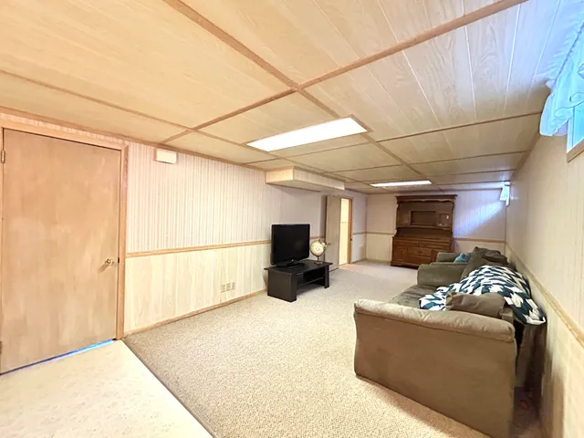 $179,900 | 2817 Wellington Drive, Racine, WI 53403