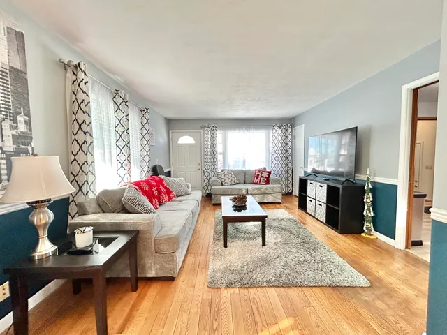 $179,900 | 2817 Wellington Drive, Racine, WI 53403