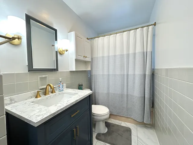 $179,900 | 2817 Wellington Drive, Racine, WI 53403