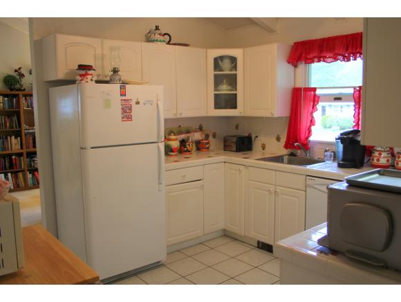 20 Edgewood Road Portsmouth, NH 03801 - Photo 15 of 27