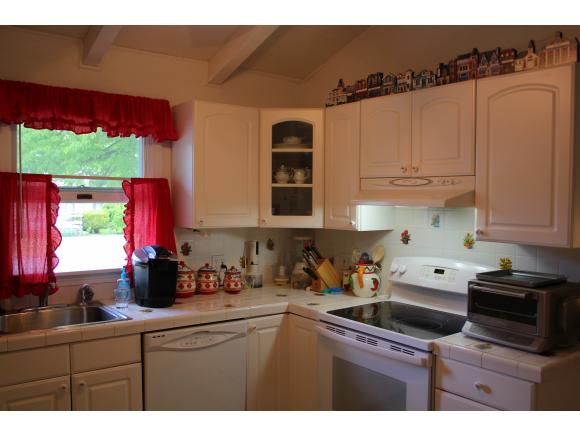 20 Edgewood Road Portsmouth, NH 03801 - Photo 16 of 27