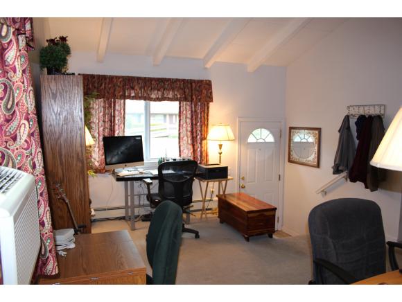 20 Edgewood Road Portsmouth, NH 03801 - Photo 17 of 27