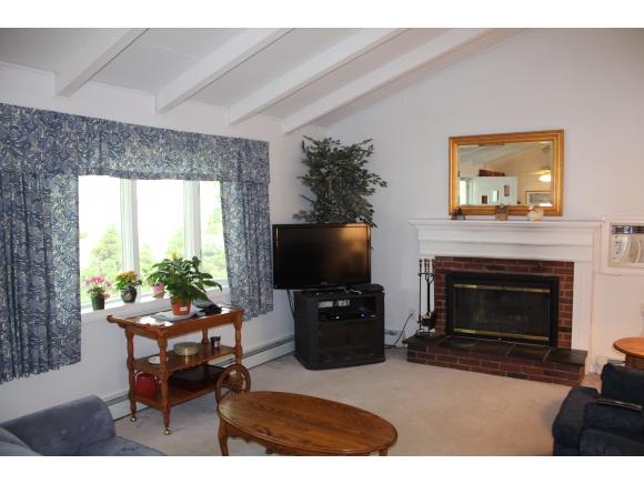 20 Edgewood Road Portsmouth, NH 03801 - Photo 6 of 27