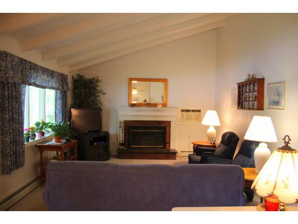 20 Edgewood Road Portsmouth, NH 03801 - Photo 7 of 27