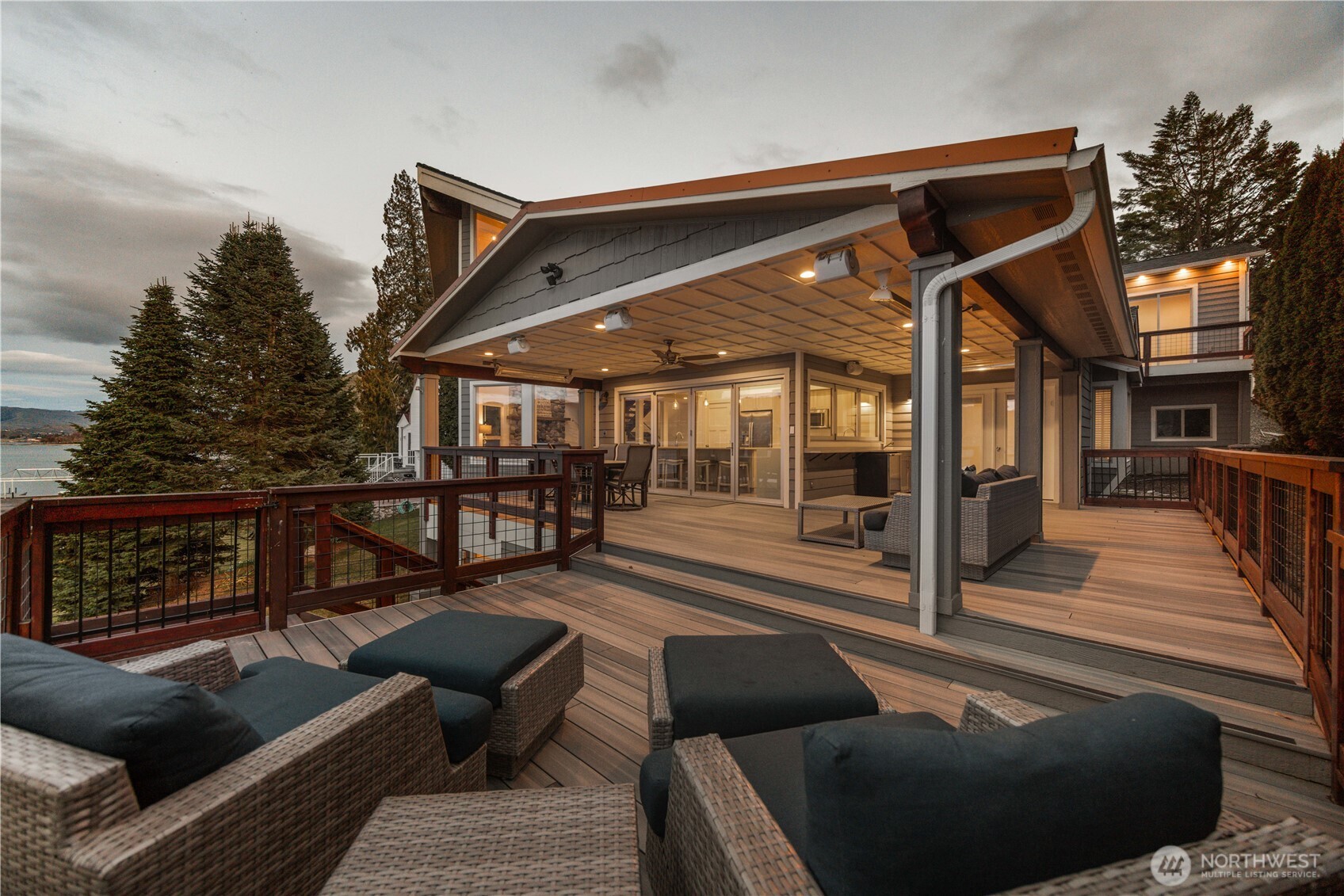 21 Grace Lane Chelan, WA 98816 - Photo 4 of 37 a view of a patio with couches and pool