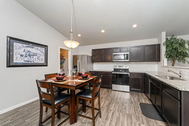 $286,900 | 1710 Gardner Pond Lane, Vicksburg, MI 49097