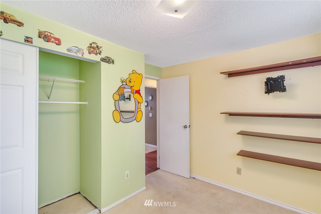 709 204th Street Southeast Bothell, WA 98012 - Photo 9 of 15