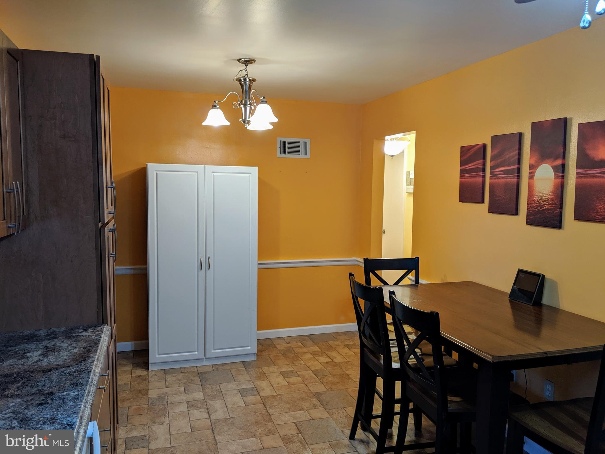 401 Creston Road York, PA 17403 - Photo 13 of 43 Gallery Image 13