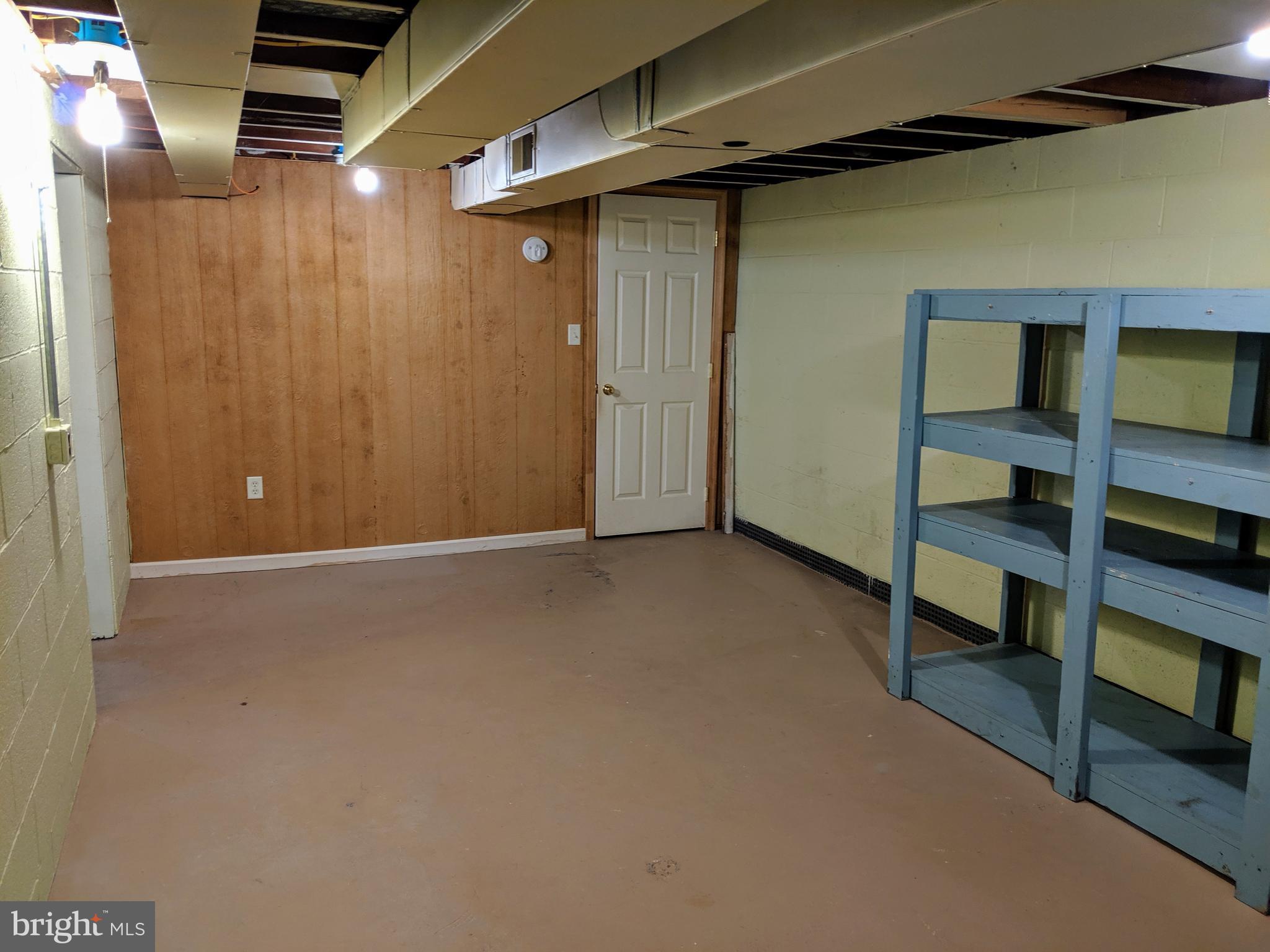 401 Creston Road York, PA 17403 - Photo 27 of 43 Gallery Image 27
