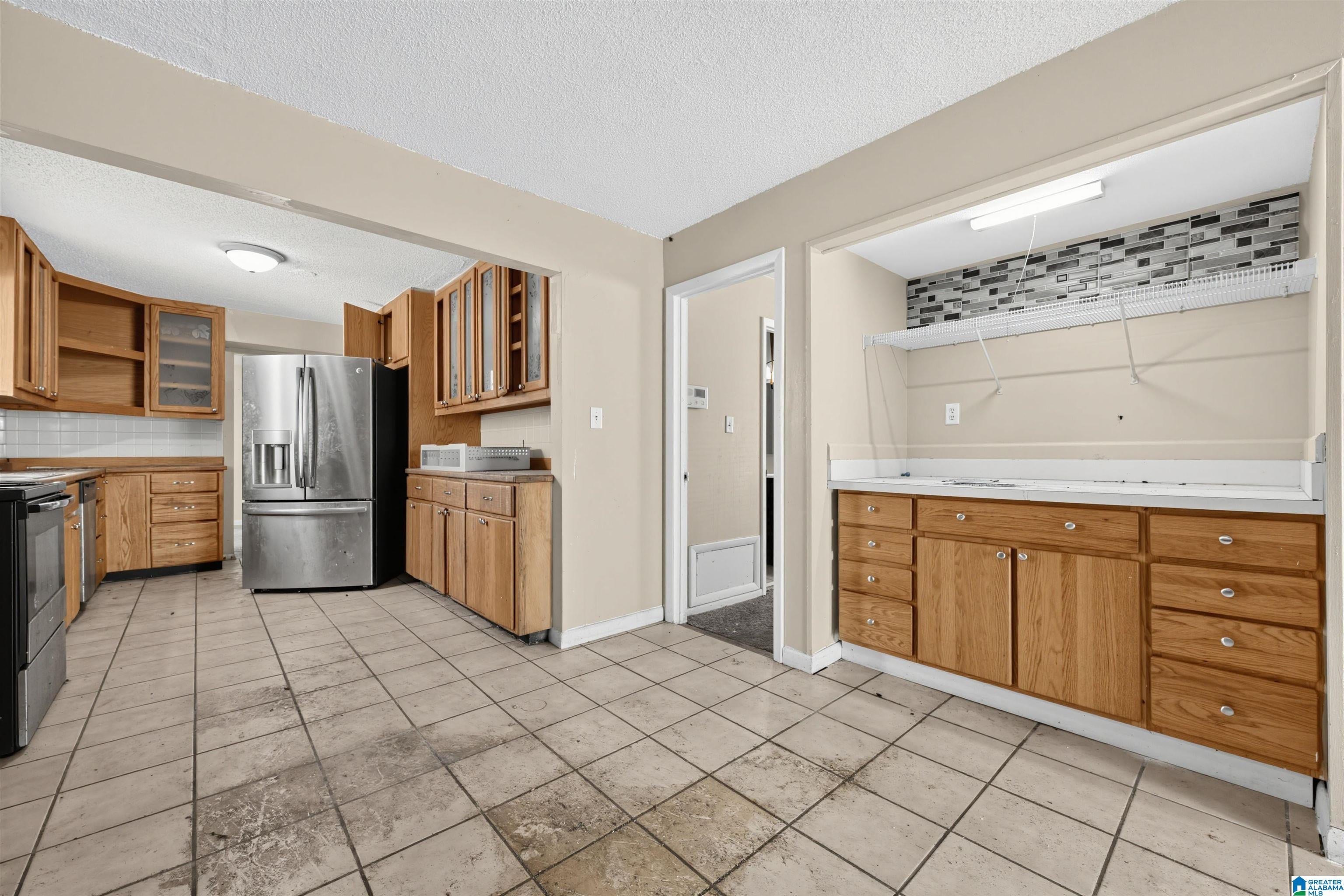 1079 Sunhill Road Northwest Birmingham, AL 35215 - Photo 9 of 18 Gallery Image 9