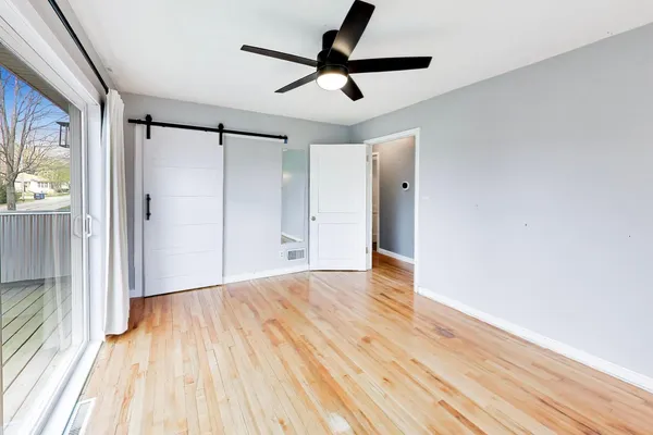 $399,900 | 916 South 6th Avenue, St. Charles, IL 60174