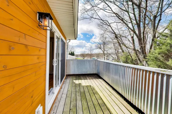 $399,900 | 916 South 6th Avenue, St. Charles, IL 60174