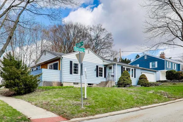 $399,900 | 916 South 6th Avenue, St. Charles, IL 60174