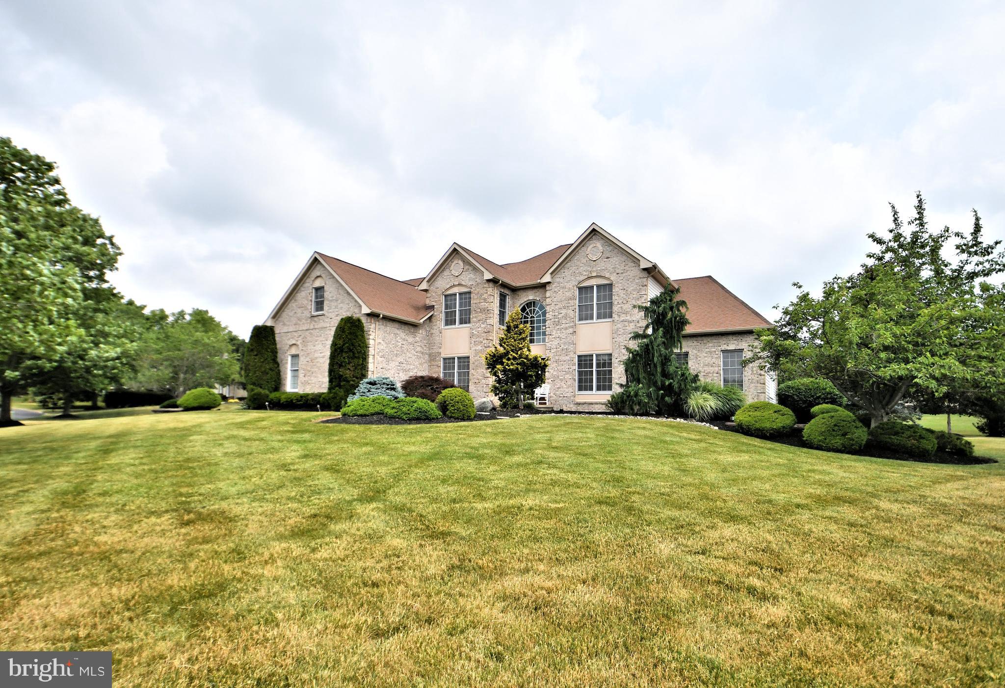 4 Furlong Court, Holland, PA 18966 Compass