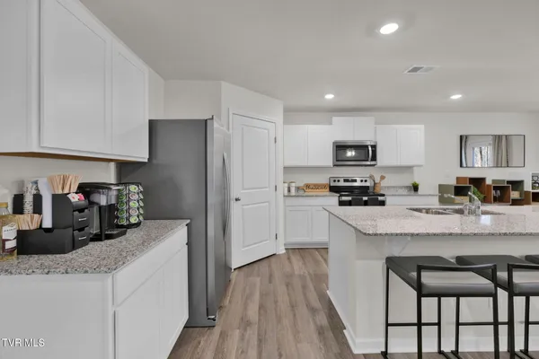 $393,865 | 698 St Andrews Drive, Kingsport, TN 37664