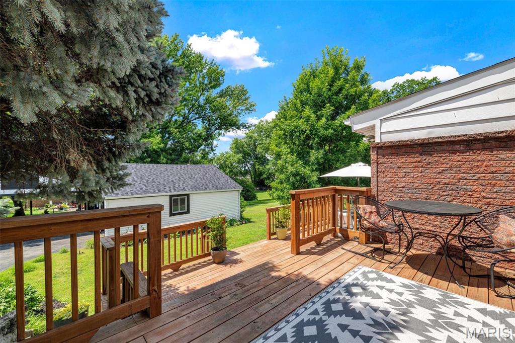 7012 South Rock Hill Road St. Louis, MO 63123 - Photo 25 of 54
