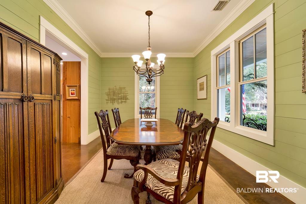 14101 Oak Street Magnolia Springs, AL 36555 - Photo 7 of 31 Dining room