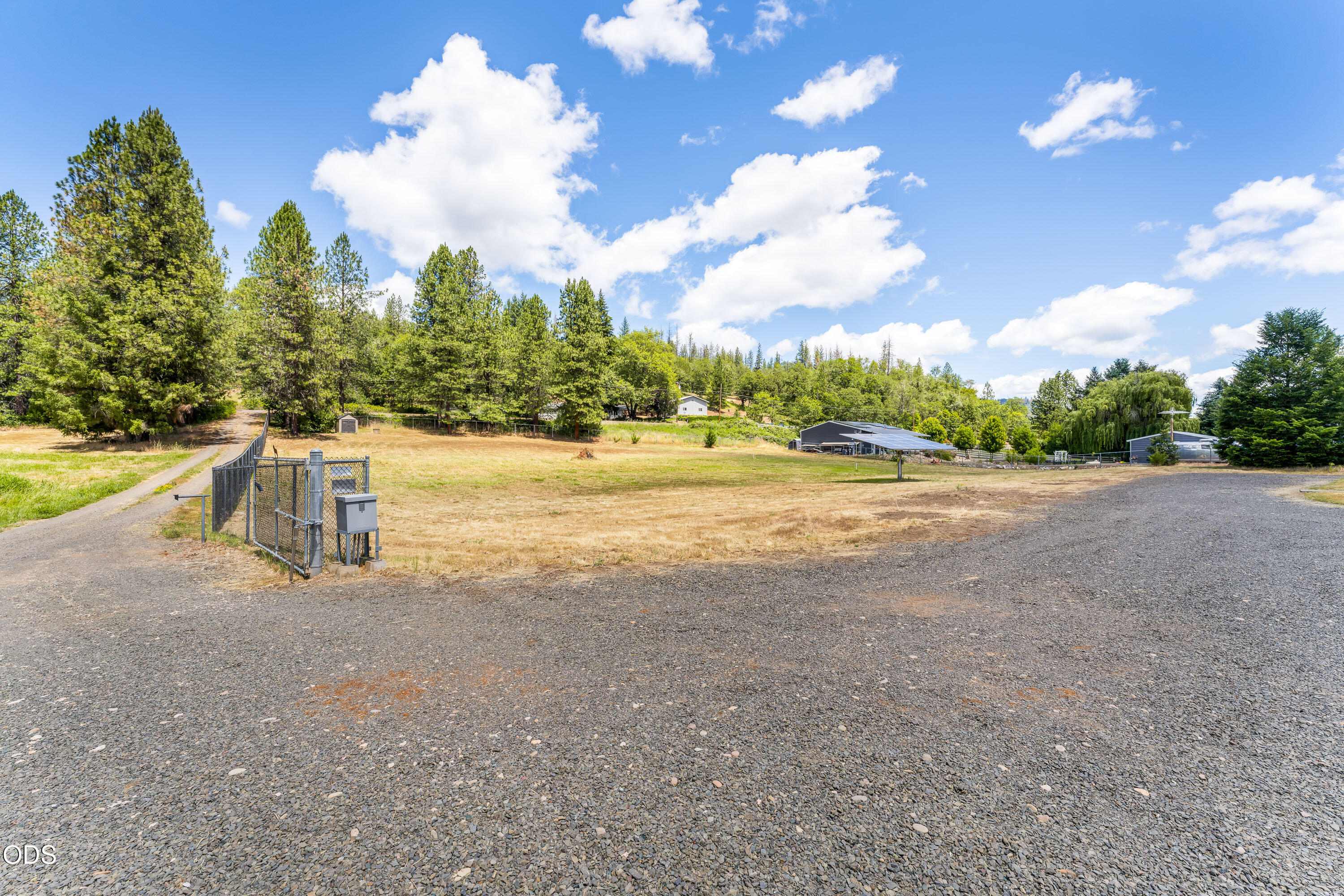 26268 Highway 62 Trail, OR 97541 - Photo 27 of 32