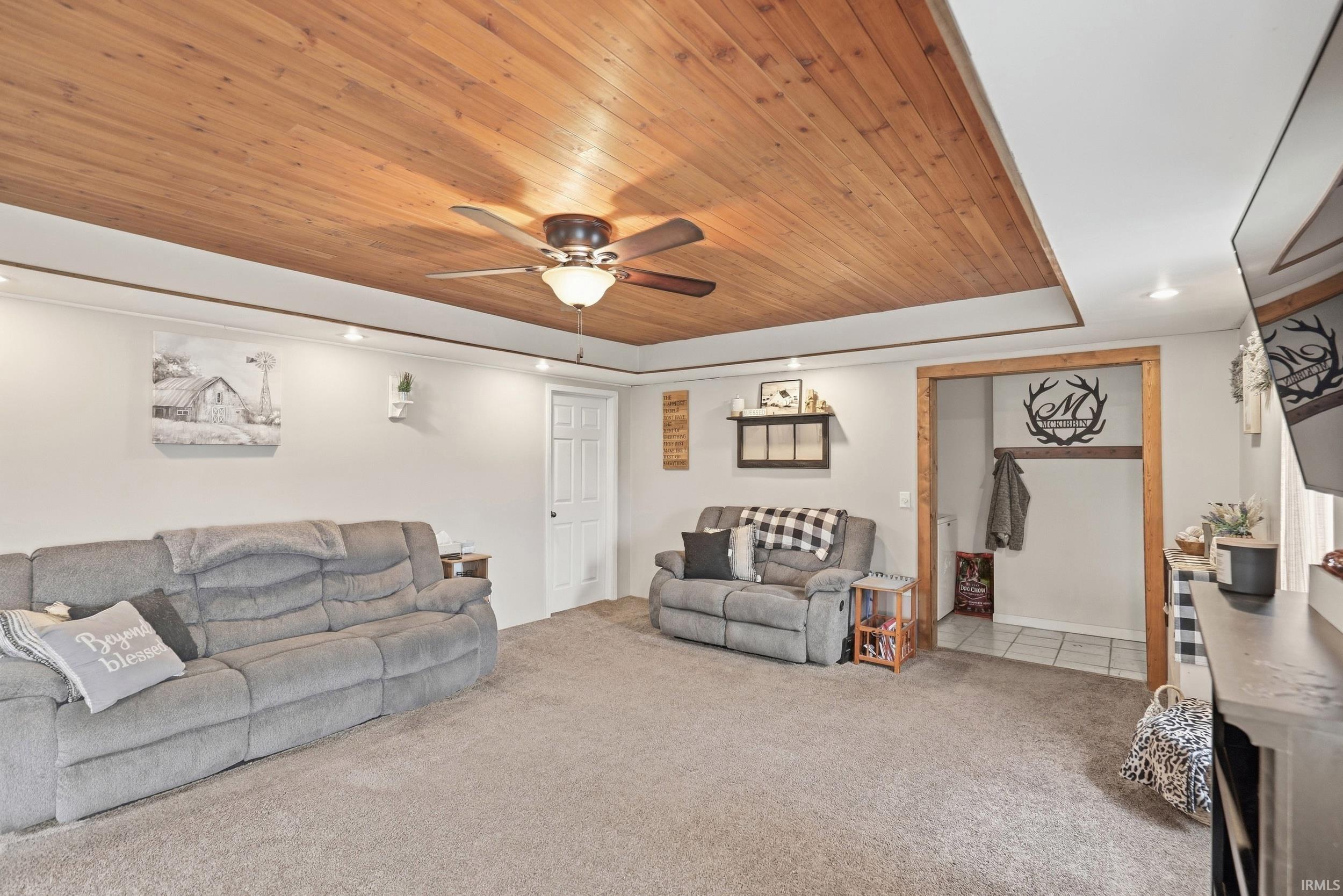 204 North Ray Road Fremont, IN 46737 - Photo 3 of 33 Gallery Image 3