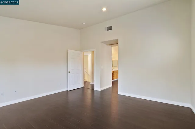 $4,800 | 732 Antiquity Drive, Fairfield, CA 94534