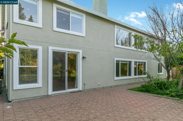 $4,800 | 732 Antiquity Drive, Fairfield, CA 94534