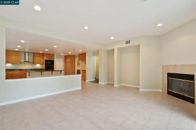 $4,800 | 732 Antiquity Drive, Fairfield, CA 94534