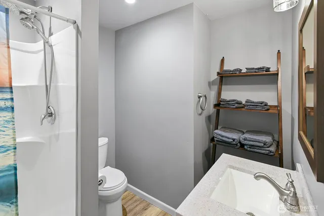 $559,000 | 20056 Lysir Court Northeast, Poulsbo, WA 98370