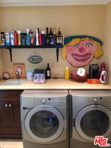 1132 Chantilly Road Los Angeles, CA 90077 - Photo 5 of 7