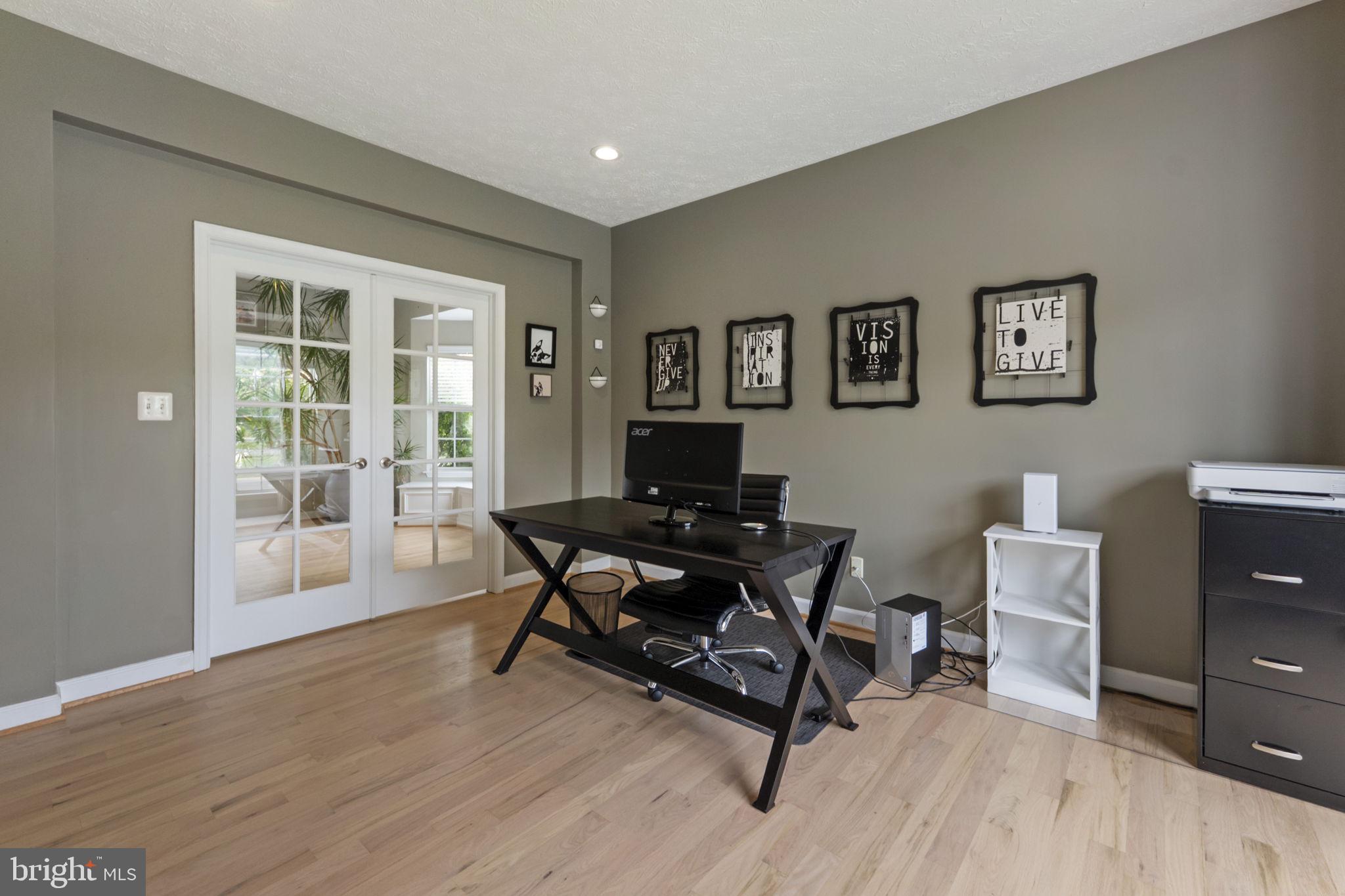 3207 Breckenridge Way Riva, MD 21140 - Photo 14 of 51 a workspace with furniture hardwood and a window