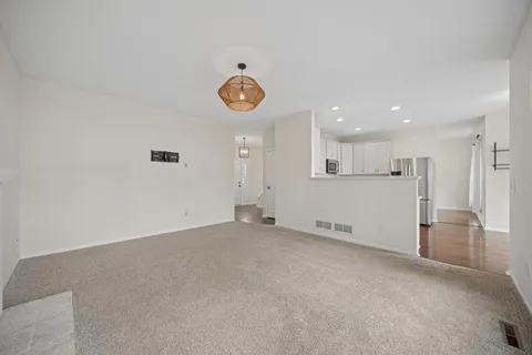 $472,000 | 221 Butternut Circle, Carver, MN 55315