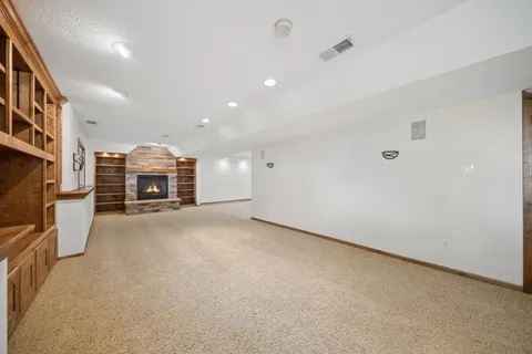$472,000 | 221 Butternut Circle, Carver, MN 55315