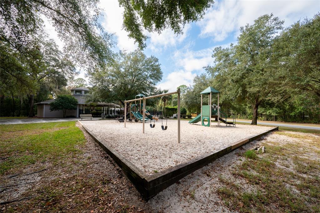 1465 Southwest 88 Street Gainesville, FL 32607 - Photo 44 of 46