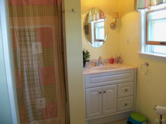 620 Almond Road Walnutport, PA 18088 - Photo 10 of 14 Gallery Image 10
