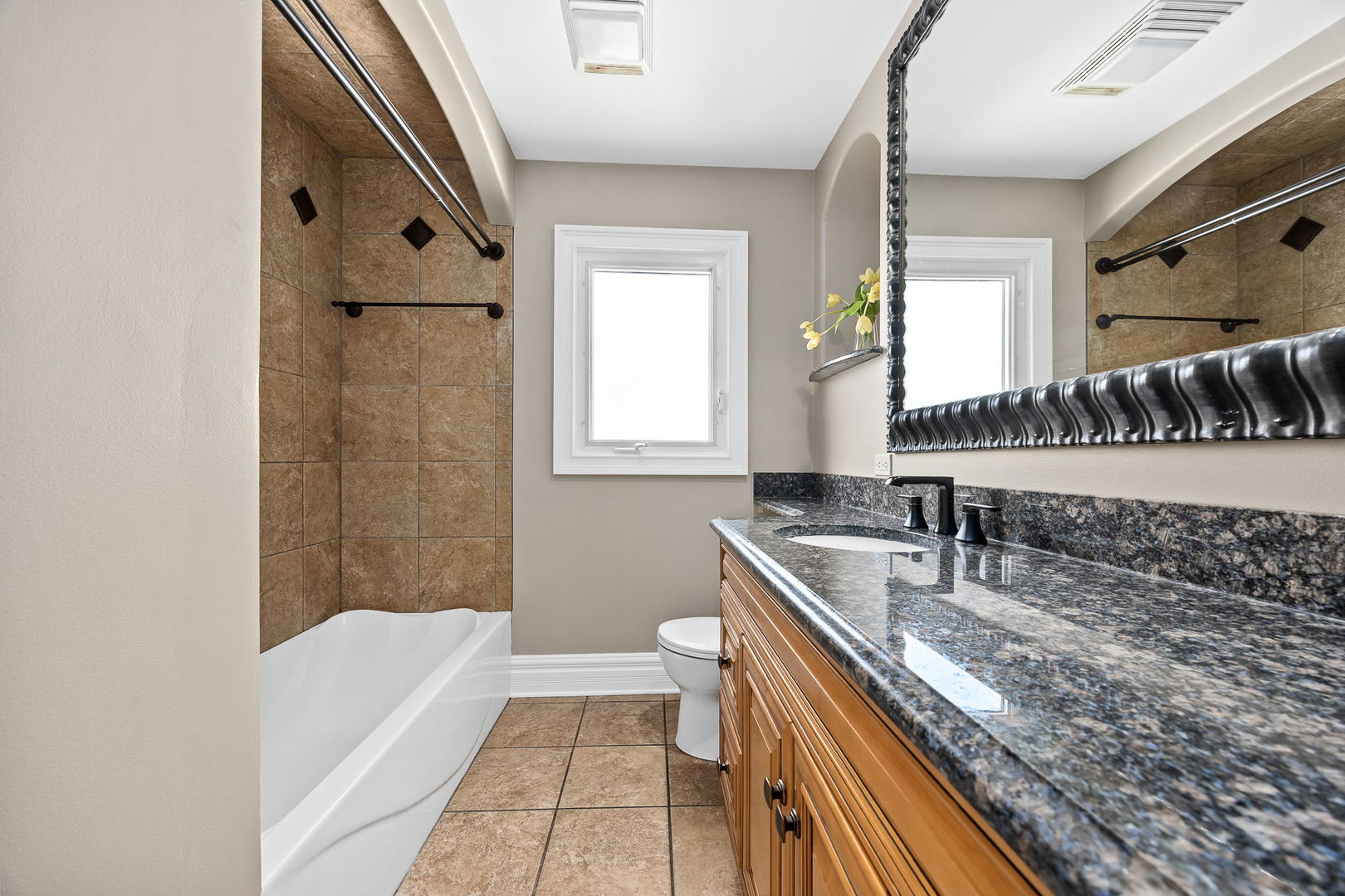 7917 West 81st Street Bridgeview, IL 60455 - Photo 12 of 32