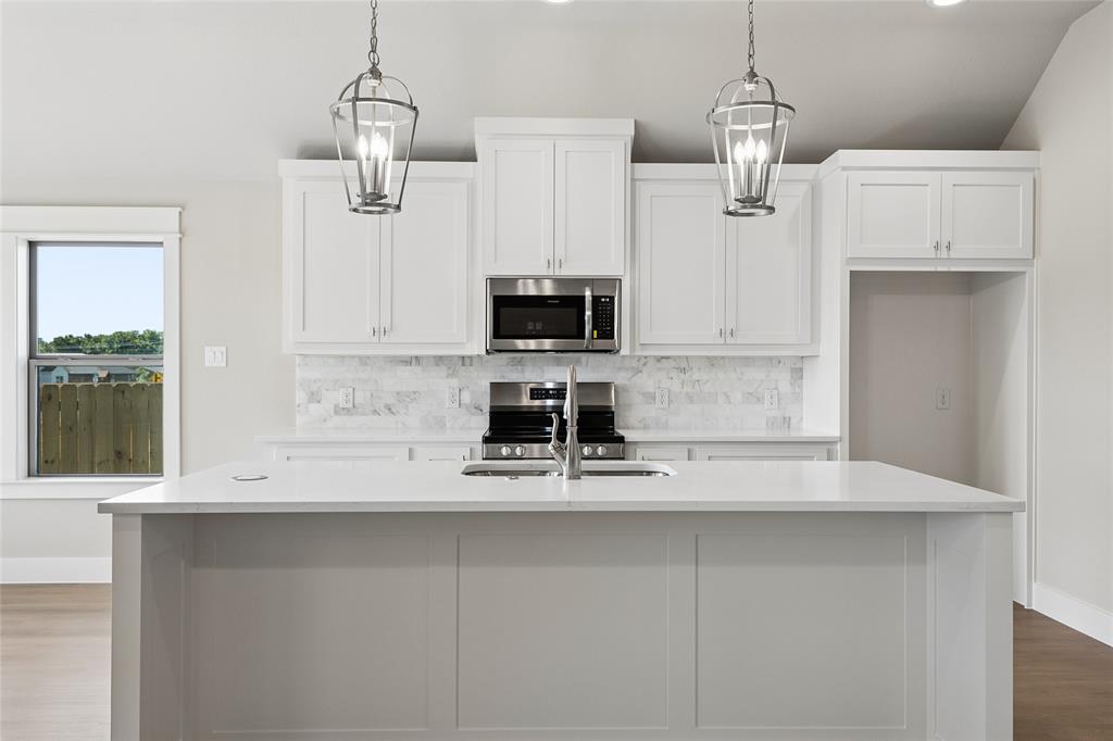 128 Joel Street Springtown, TX 76082 - Photo 12 of 32 Gallery Image 12