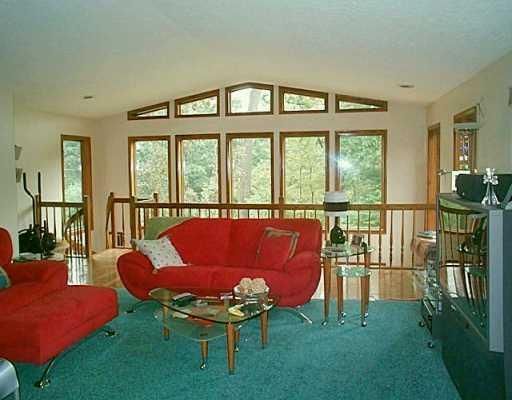 193 Thompson Road Beaver Falls, PA 15010 - Photo 4 of 8 Living Room.