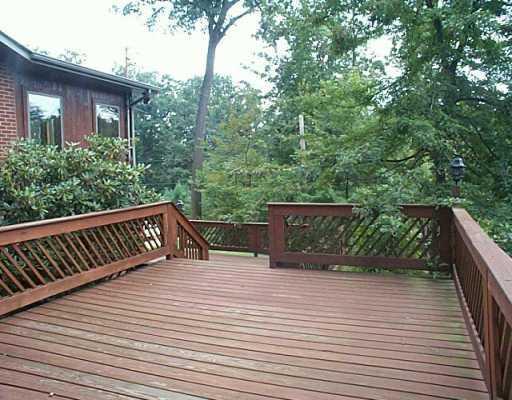 193 Thompson Road Beaver Falls, PA 15010 - Photo 7 of 8 Patio/Deck.