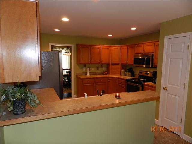 3825 Head Road Adams, TN 37010 - Photo 3 of 20 Brand new stainless appliances Fresh paint Eat-In kitchen