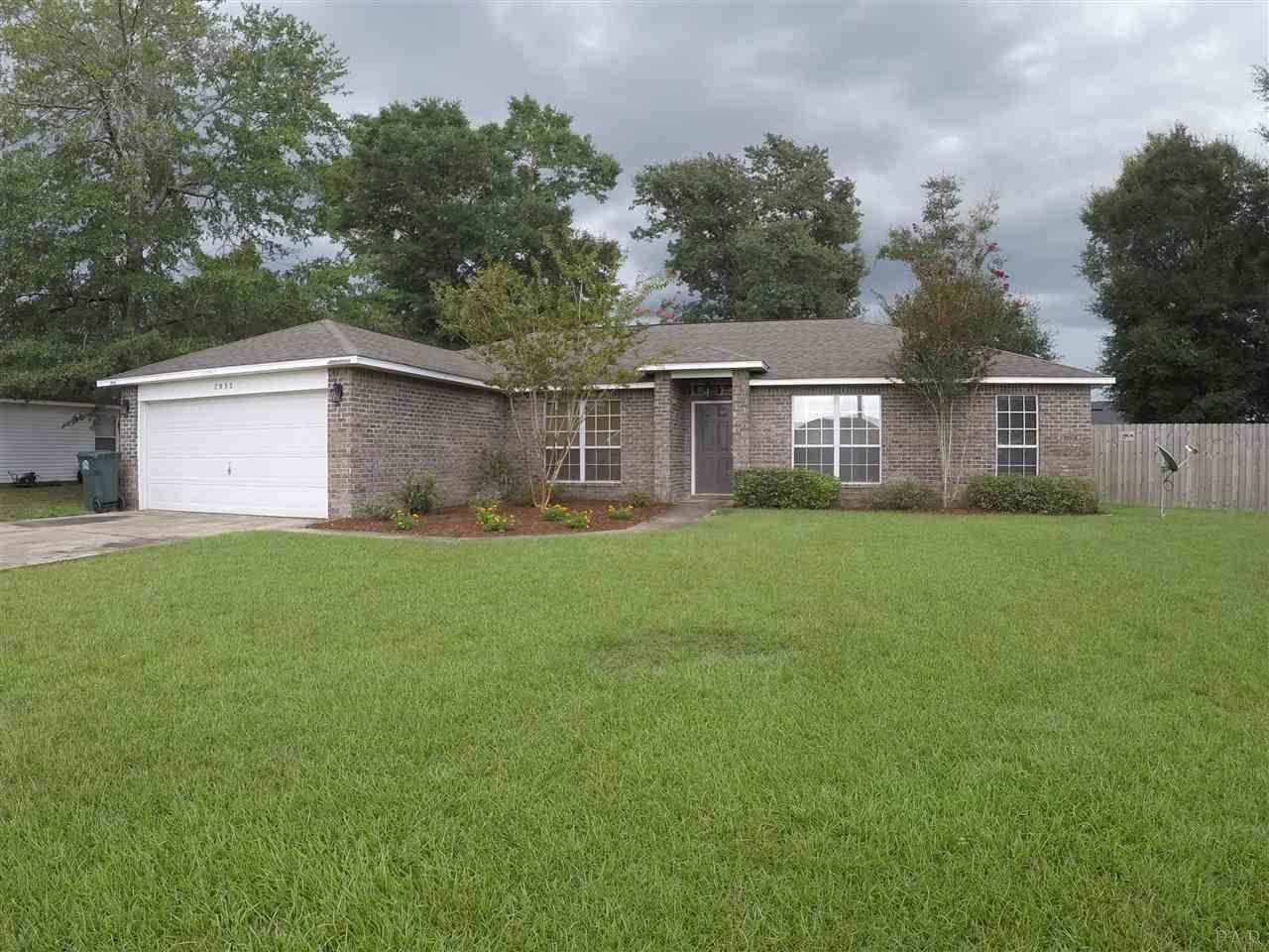 7032 Jacobsview Lane Milton, FL 32570 - Photo 2 of 28