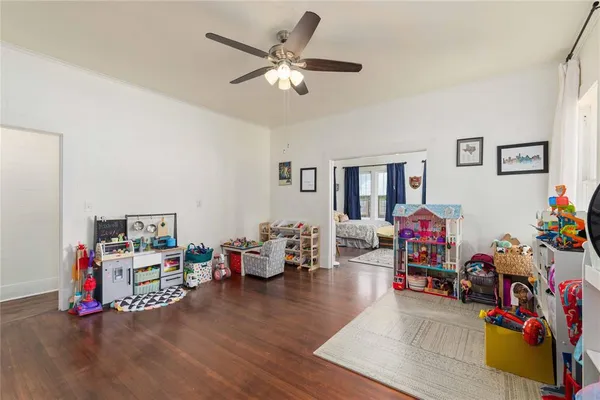 $355,000 | 1700 Austin Avenue, Brownwood, TX 76801