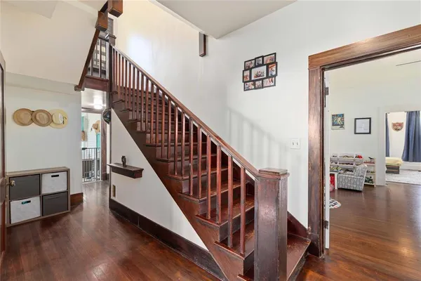 $355,000 | 1700 Austin Avenue, Brownwood, TX 76801