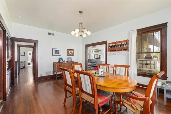 $355,000 | 1700 Austin Avenue, Brownwood, TX 76801