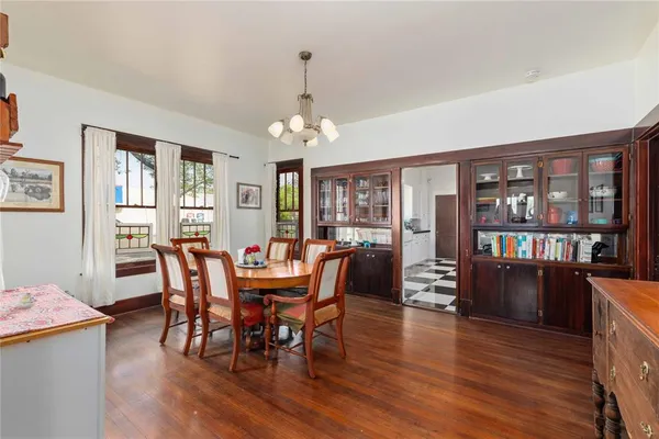 $355,000 | 1700 Austin Avenue, Brownwood, TX 76801