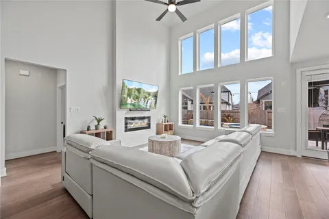 $625,000 | 30155 GOLD FINCH Place, Fulshear, TX 77441