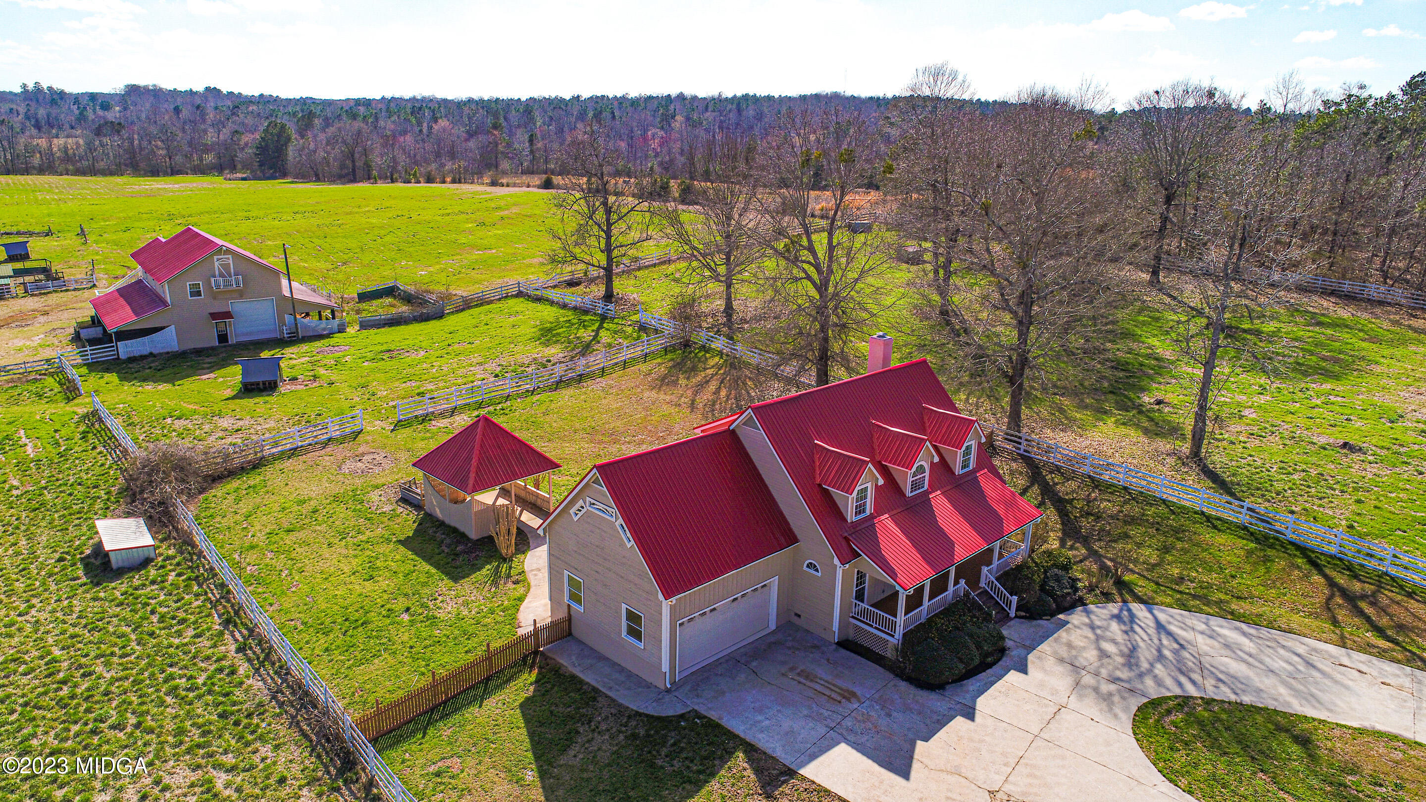 829 Lassiter Road Forsyth, GA 31029 - Photo 2 of 85 photo4.5