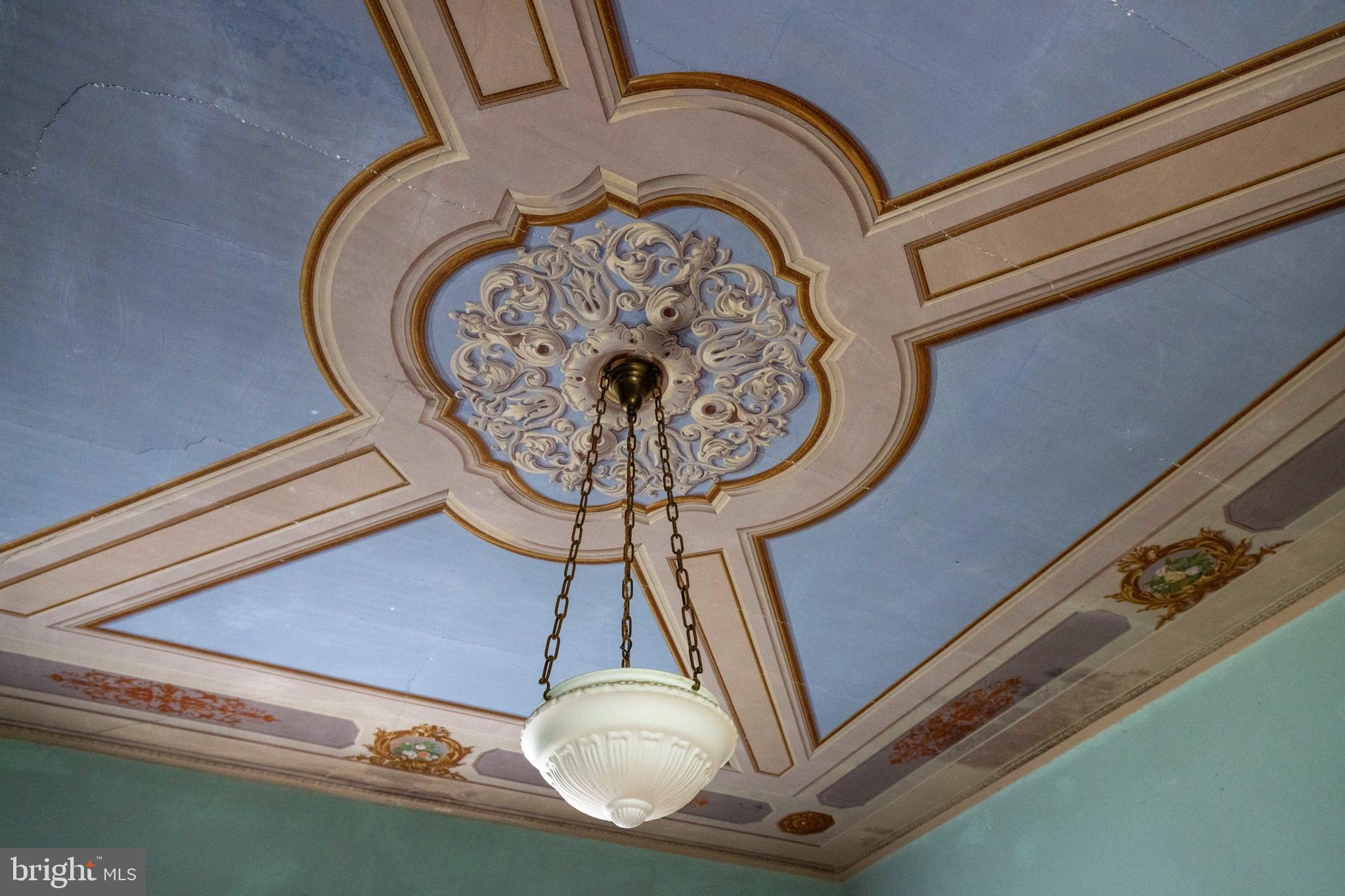 501 South Fork Road Luray, VA 22835 - Photo 11 of 79