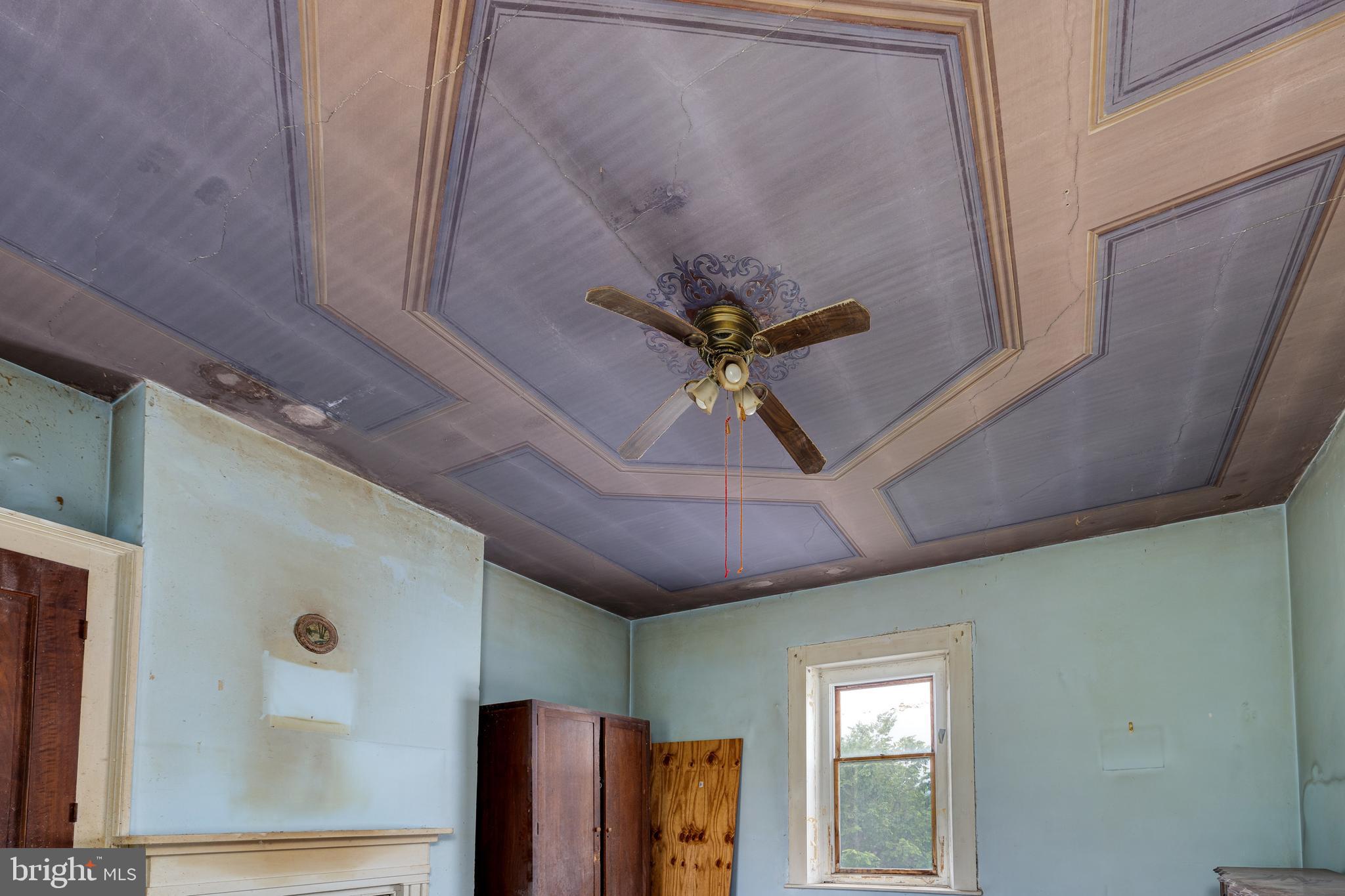 501 South Fork Road Luray, VA 22835 - Photo 15 of 79 a very nice looking room with a large window and a ceiling fan
